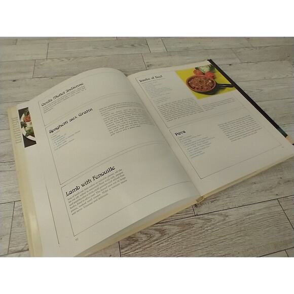 European‎ Kitchen HCDJ Cookbook Vtg 1974 - RARE HTF 1st Ed - Marie Merrington - Picture 4 of 15